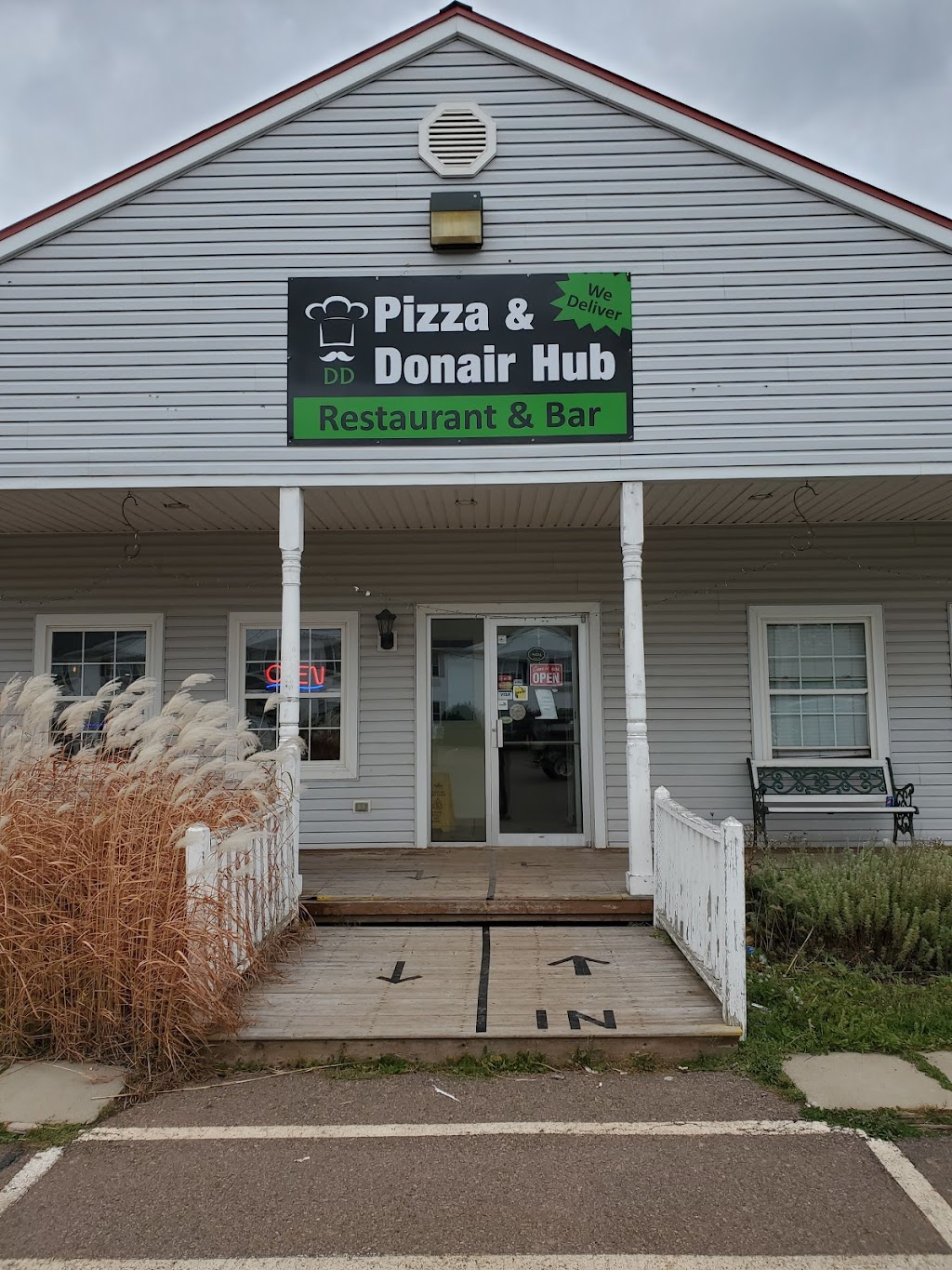 Pizza Donair Hub Cornwall | 11 York Point Rd, Cornwall, PE C0A 1H8, Canada | Phone: (902) 367-8888