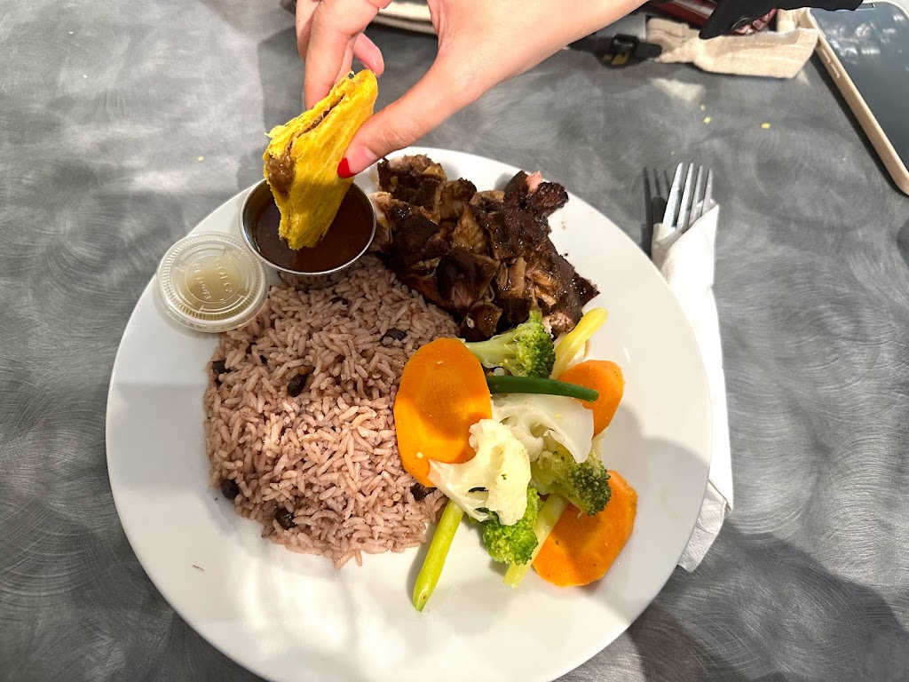 Corals Caribbean Cuisine | 651 Berford St, Wiarton, ON N0H 2T0, Canada | Phone: (519) 534-2478