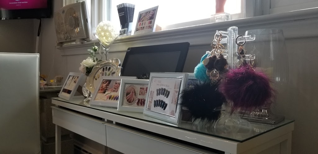 Shenail Hair Lounge | 8043 Lundys Ln, Niagara Falls, ON L2H 1H3, Canada | Phone: (905) 353-8889