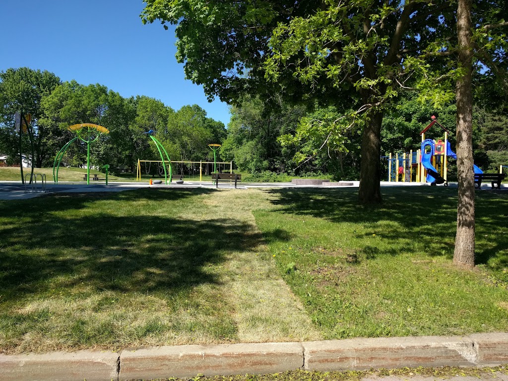 Park Hill | Rue de Rouen, Québec, QC G2A, Canada | Phone: (418) 641-6005