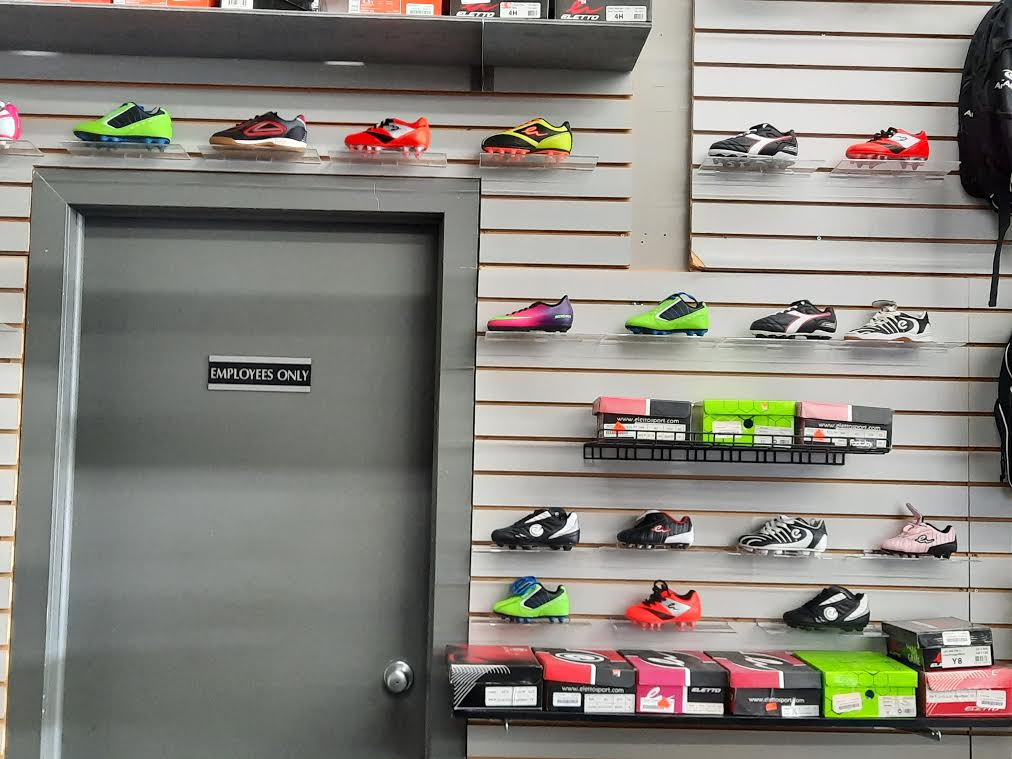Top Shelf Sports Prince Albert | 4077 2 Ave W, Prince Albert, SK S6W 1A1, Canada | Phone: (306) 953-0099
