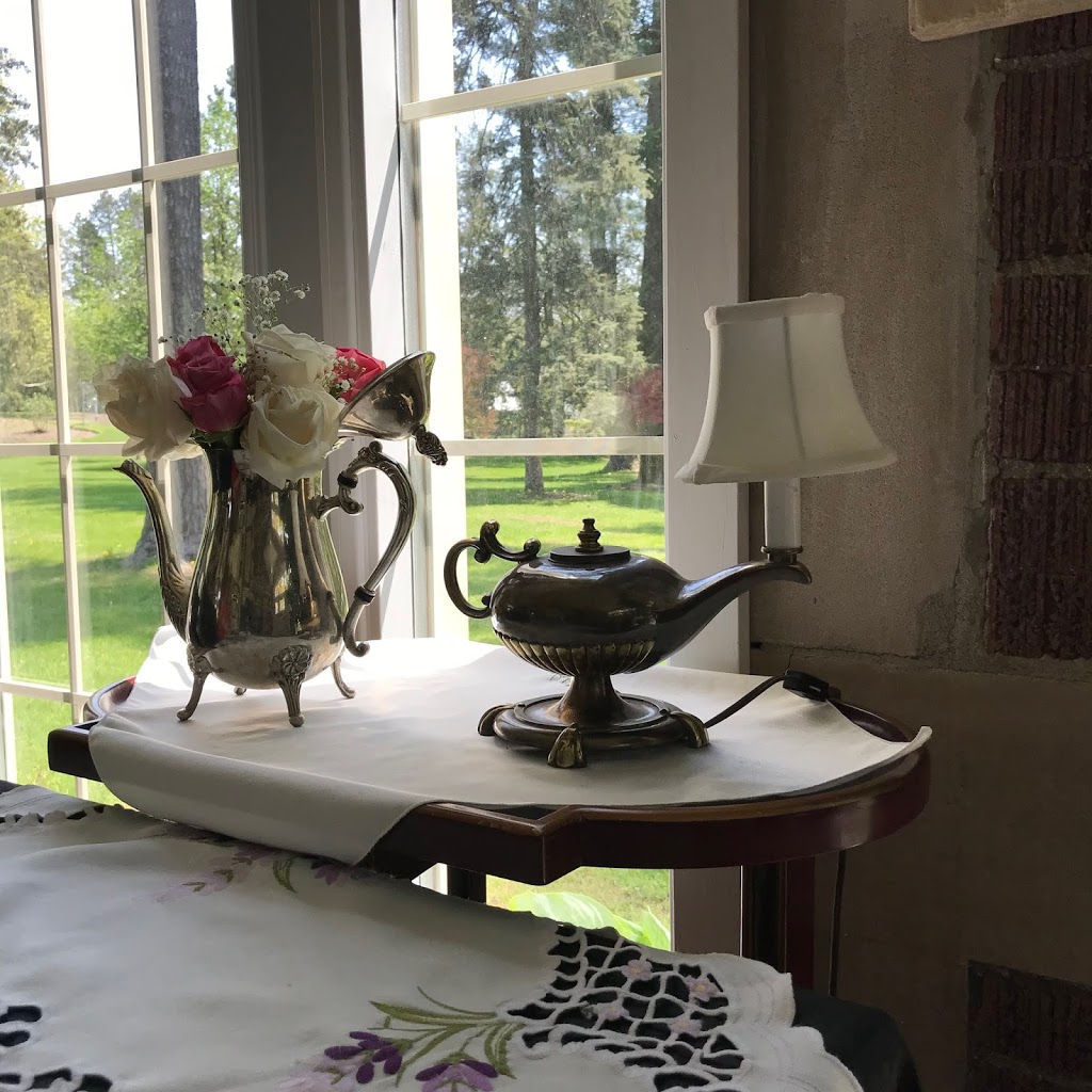 Golden Tea Pot | 20 Ava Rd, Brantford, ON N3T 5G9, Canada | Phone: (519) 753-3797