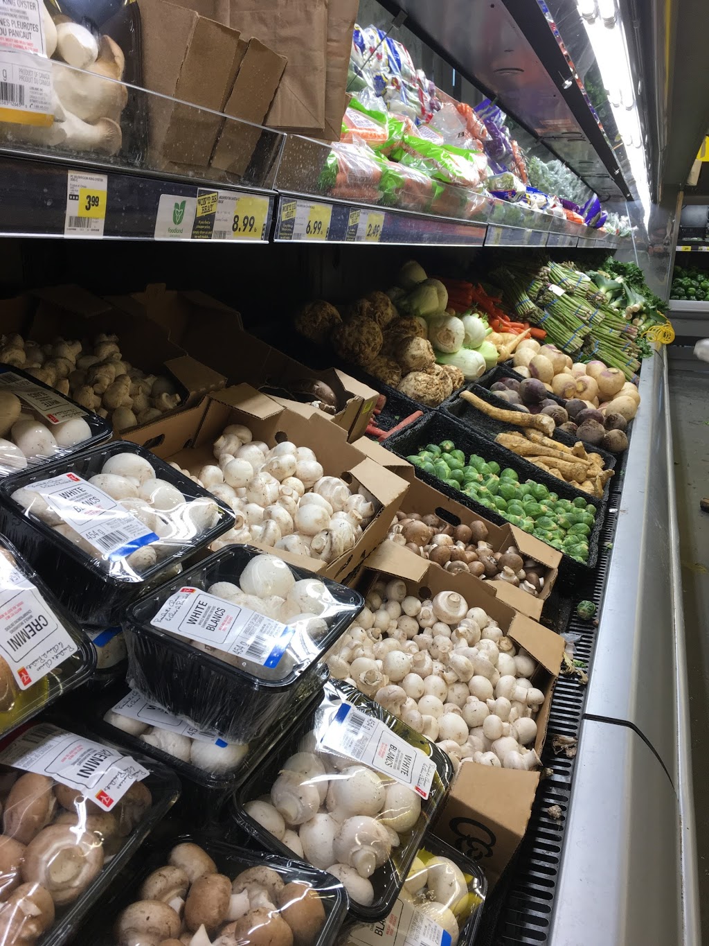 Jones No Frills | 191 Silvercreek Pkwy N, Guelph, ON N1H 3T2, Canada | Phone: (866) 987-6453