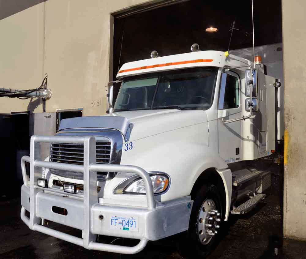 Langley Truck Stop Ltd | 19926 96 Ave #9, Langley City, BC V1M 3C2, Canada | Phone: (604) 882-0017