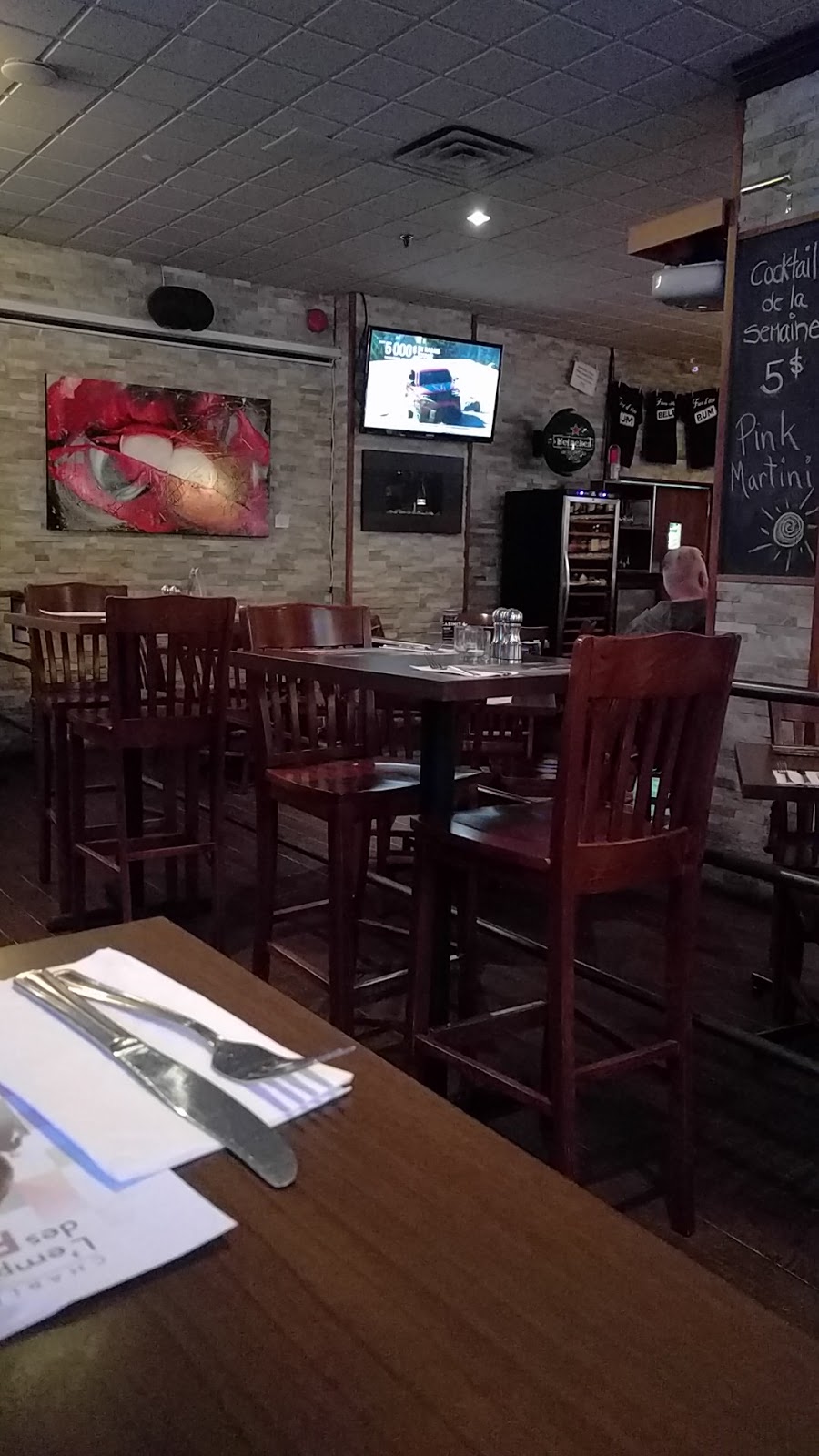 Resto-Pub Belles et Bum | 623 Bd de Comporté, La Malbaie, QC G5A 1T1, Canada | Phone: (418) 665-7977