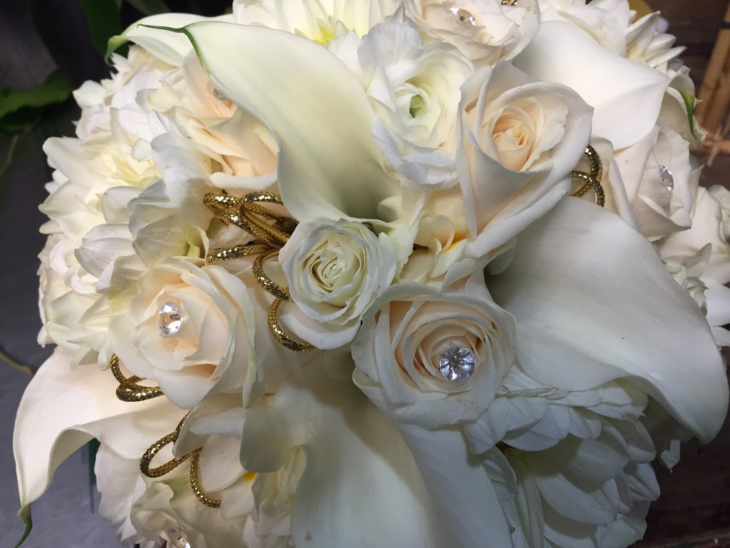 Natures Rose Bouquet | florist | 8565 ON-27, Woodbridge, ON L4H 0B2, Canada | 9052642633 OR +1 905-264-2633
