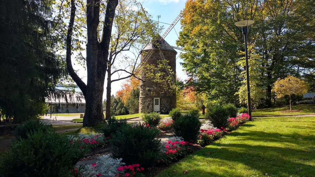 Parc des Moulins | 8191 Avenue du Zoo, Québec, QC G1G 6T8, Canada | Phone: (418) 528-0773