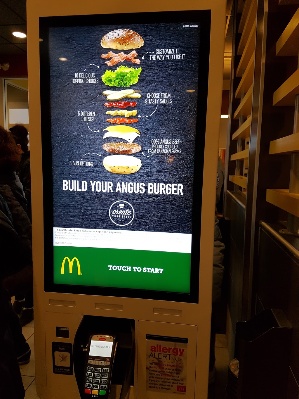 McDonalds | 300 Steeles Ave W, Thornhill, ON L4J 1A1, Canada | Phone: (905) 886-5200