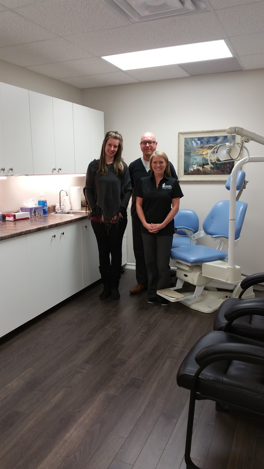 i Denture - Angus | 17 King St #8, Angus, ON L0M 1B2, Canada | Phone: (705) 424-0001