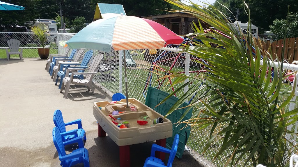 Camping les lions dor | 310 Avenue Ringuette, Saint-Étienne-des-Grès, QC G0X 2P0, Canada | Phone: (819) 535-4124