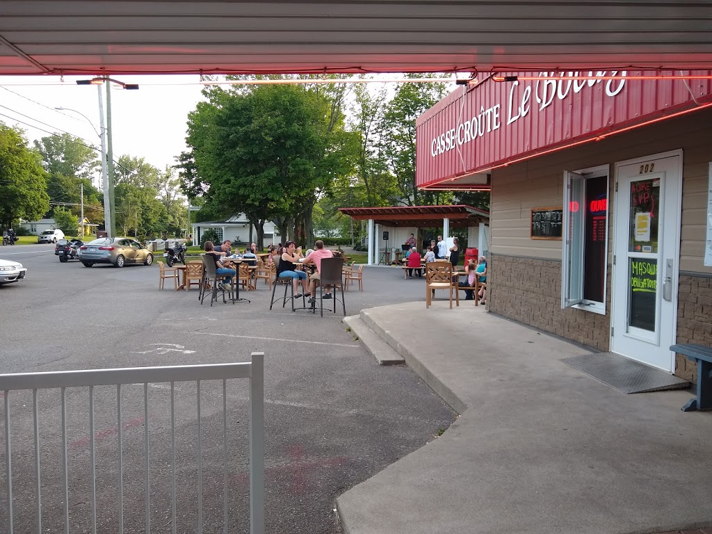 Casse-Croute Le Bocage | 202 Avenue de Gaspé O, Saint-Jean-Port-Joli, QC G0R 3G0, Canada | Phone: (418) 358-3122
