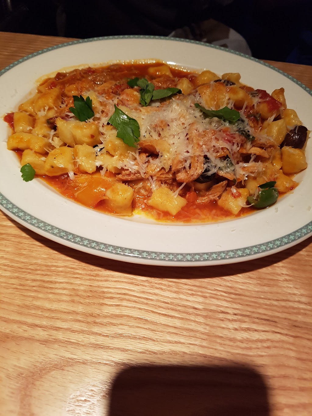 Harth restaurant | 1-980 St Annes Rd, Winnipeg, MB R2M 2X9, Canada | Phone: (204) 255-0003