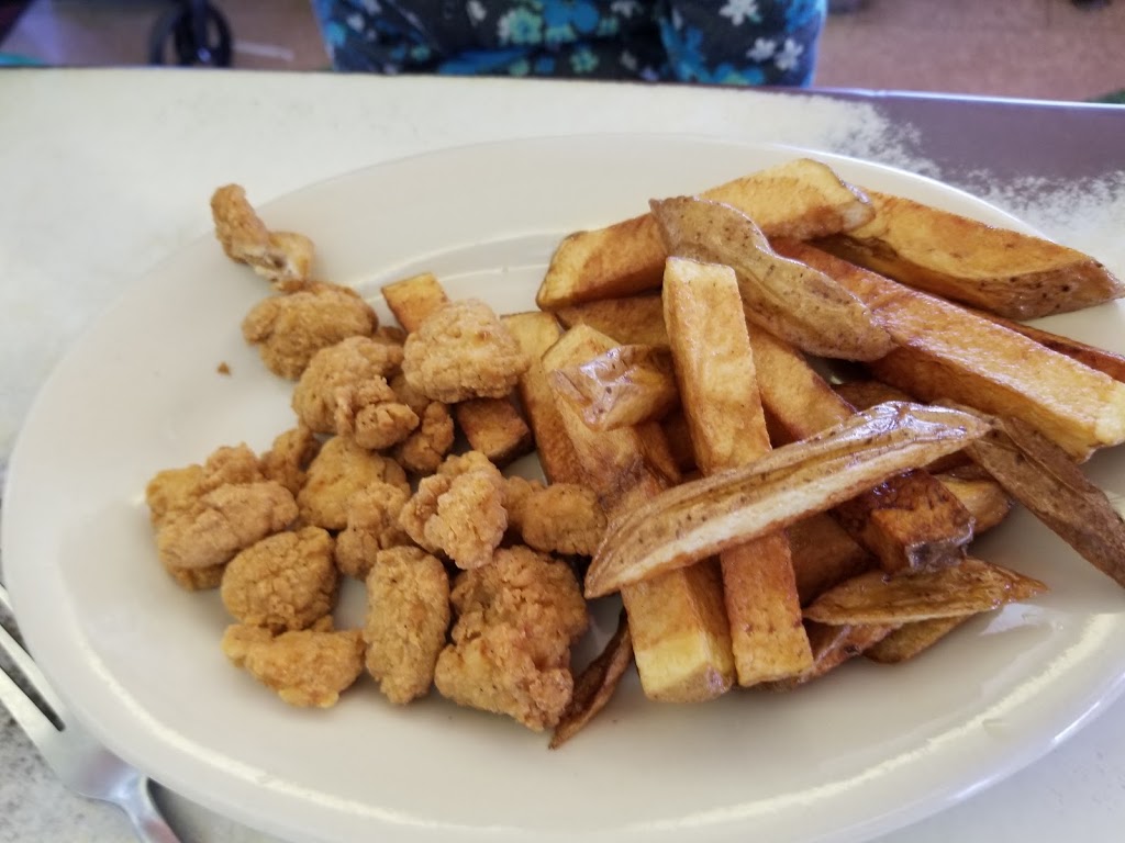Marthas Diner | 585 T-5, Coventry, VT 05825, USA | Phone: (802) 754-6800