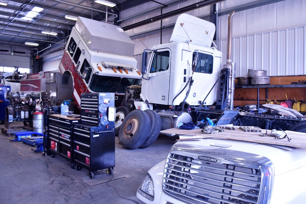 Calgary Heavy Truck and Collision | 7404 44 St SE, Calgary, AB T2C 3G7, Canada | Phone: (403) 287-6888