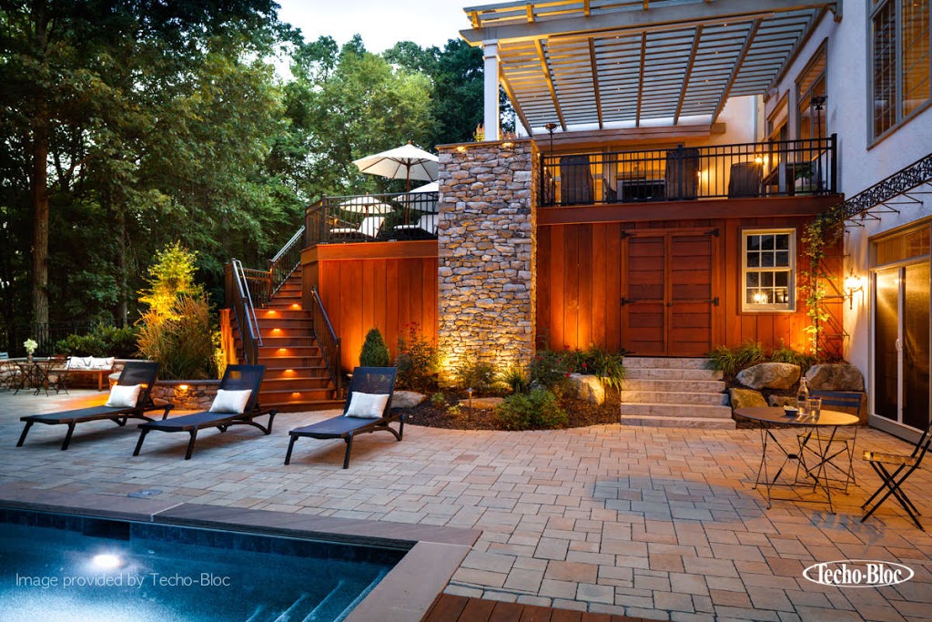 BOULDERS LANDSCAPE SUPPLY INC. | 2480 Royal Windsor Dr, Mississauga, ON L5J 1K7, Canada | Phone: (905) 823-4727