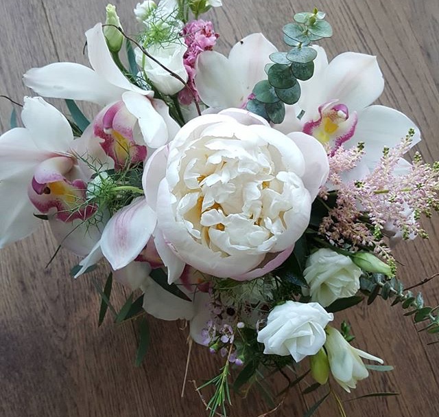 Marlow Floralworks | 2101 4 St SW, Calgary, AB T2S 1W8, Canada | Phone: (403) 228-6335