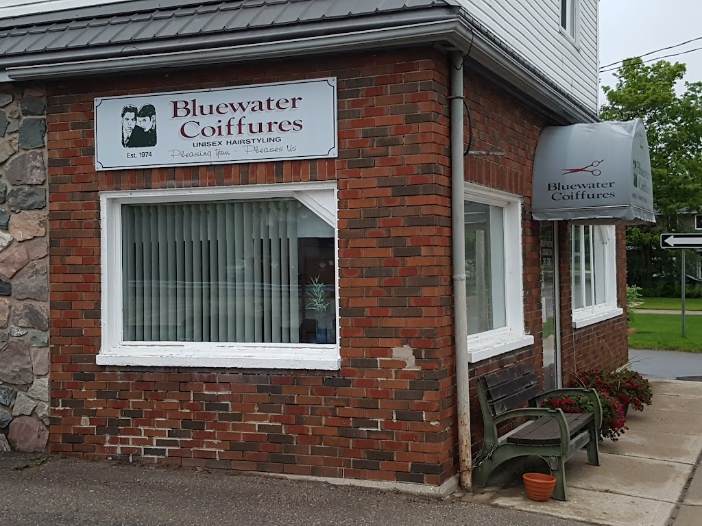 Bluewater Coiffures | 22 Grosvenor St N, Southampton, ON N0H 2L0, Canada | Phone: (519) 797-2761