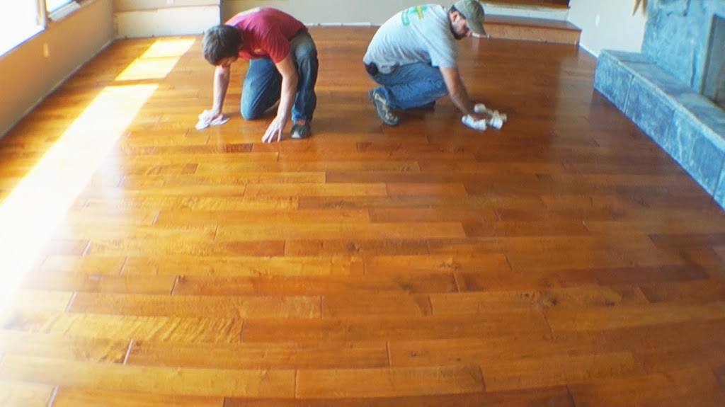 Robinson Hardwood & Homes | 2100 Grant St, Bellingham, WA 98225, USA | Phone: (360) 671-9663