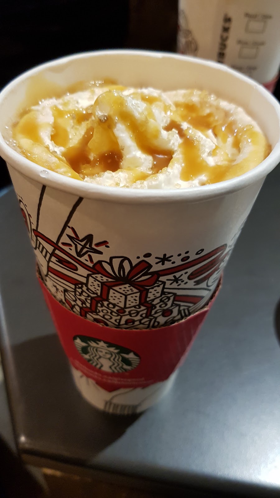Starbucks | 333 Brooksbank Ave #510, North Vancouver, BC V7J 2S8, Canada | Phone: (604) 986-4255