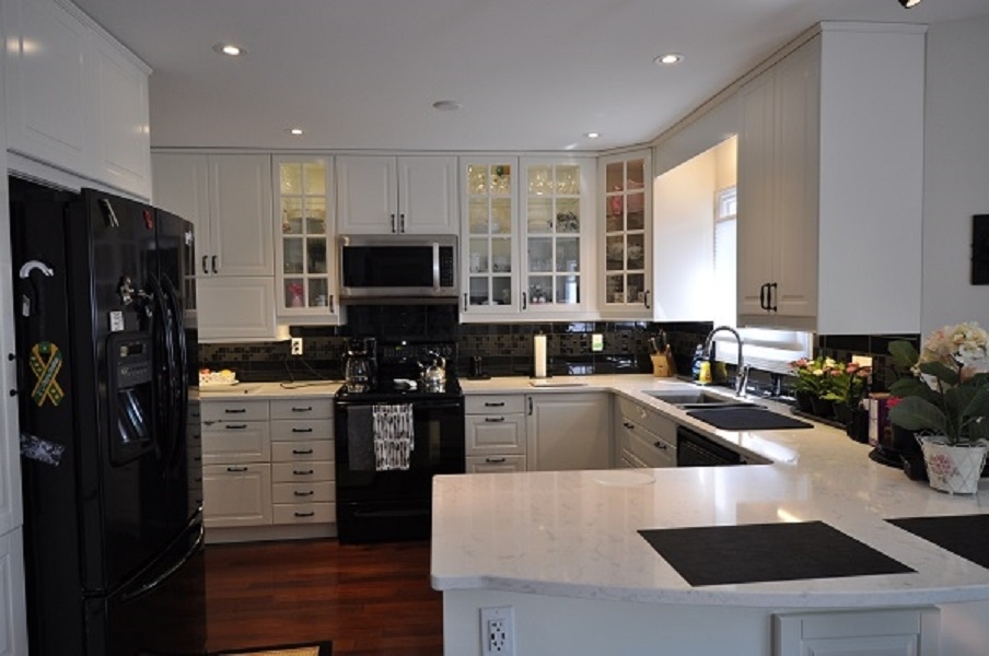 ROI Renos | 94 Richmond Park Dr, Keswick, ON L4P 0A3, Canada | Phone: (905) 868-2262