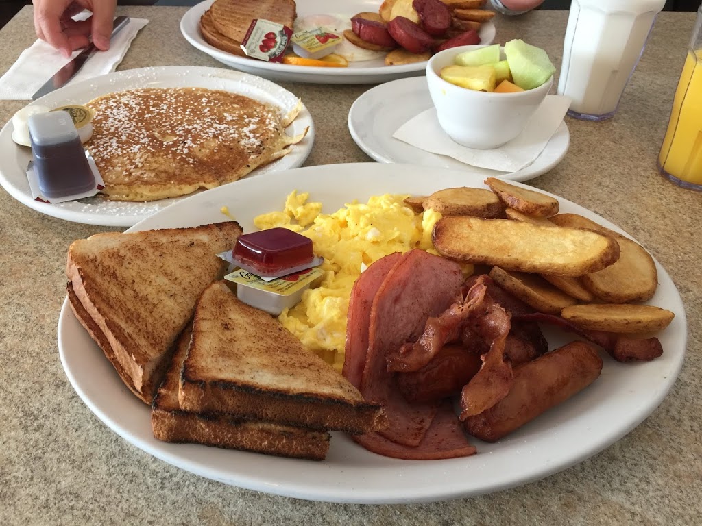 Daily Grill Restaurant | 615 Davenport Rd, Waterloo, ON N2V 2G2, Canada | Phone: (519) 886-4752