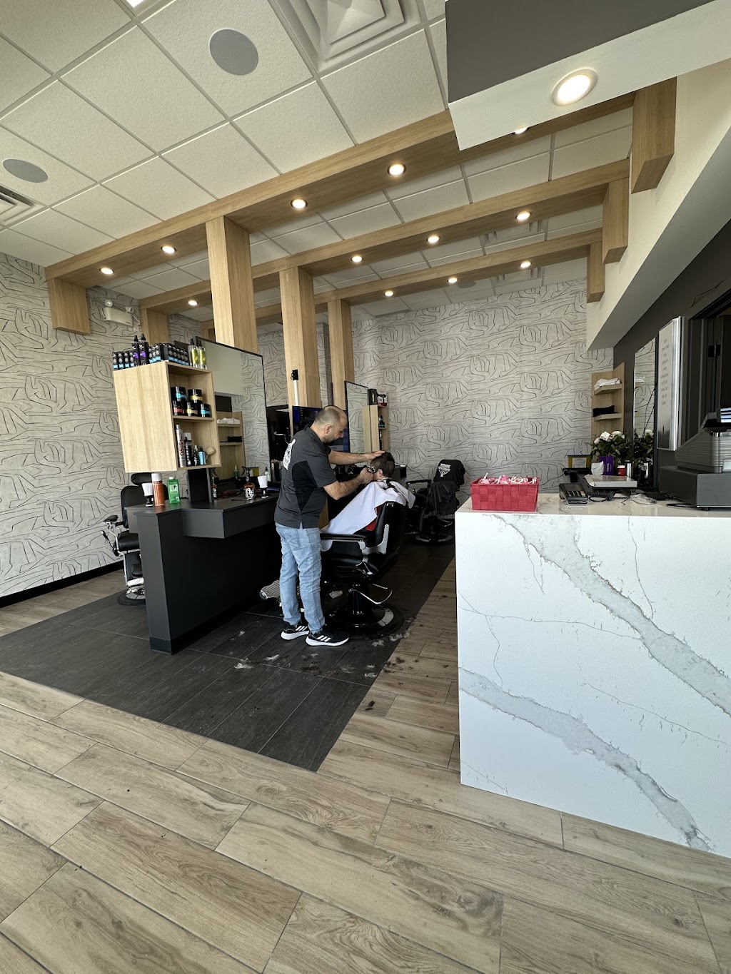 Diamond Barbershop | 2155 Richmond St, London, ON N5X 4B8, Canada | Phone: (519) 672-9916