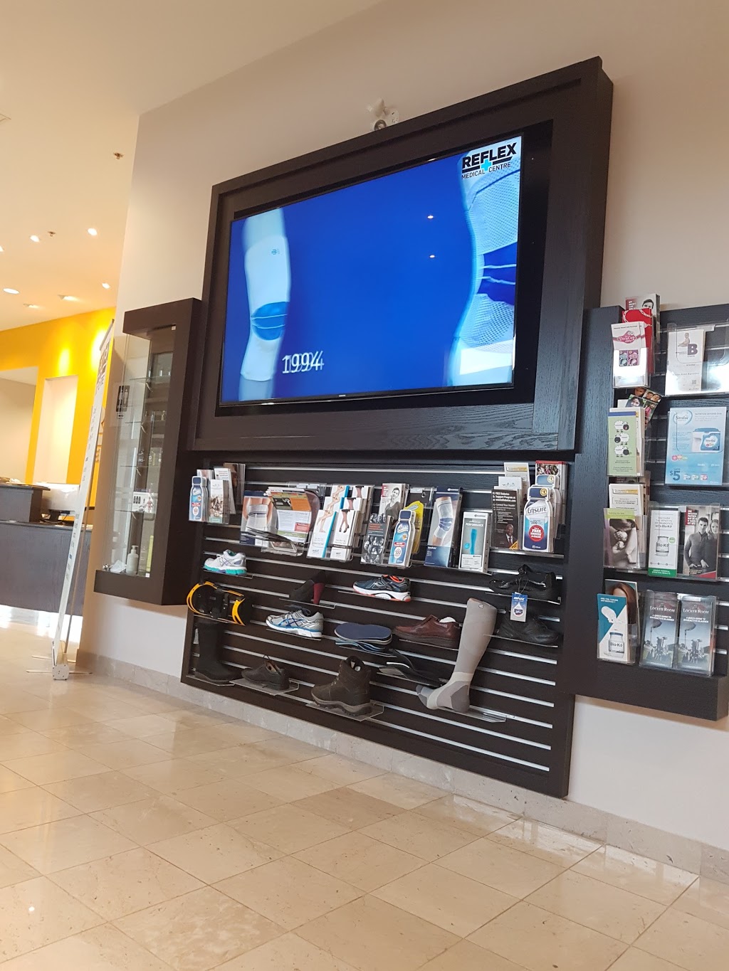 Reflex Medical Centre | 3470 Laird Rd #1, Mississauga, ON L5L 5Y4, Canada | Phone: (905) 820-6000