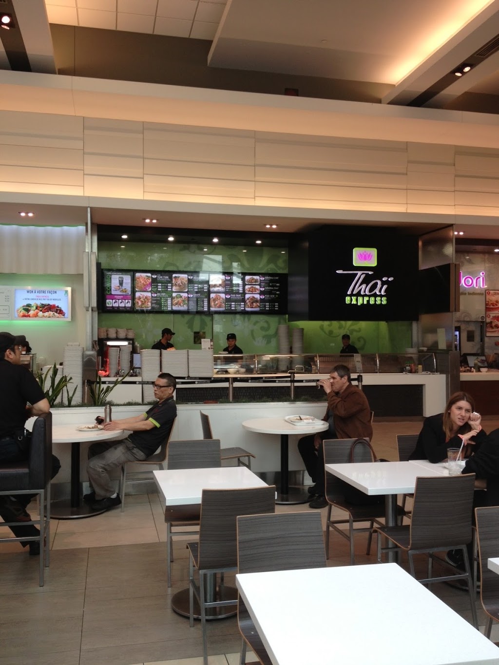 Thai Express | 3035 Boulevard le Carrefour, Laval, QC H7T 1C7, Canada | Phone: (450) 682-8862