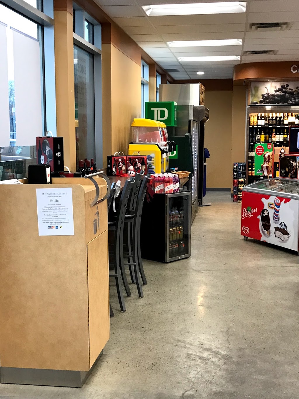 Couche-Tard | 765 Boulevard Saint-Jean-Baptiste, Sainte-Martine, QC J0S 1V0, Canada | Phone: (450) 427-0147