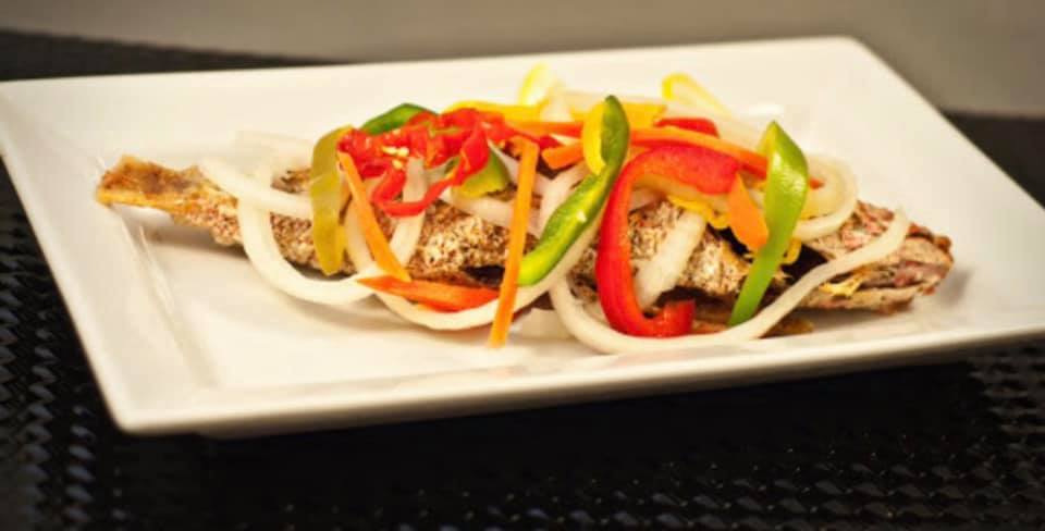 Island Flavour Cuisine | 4683 Crysler Ave, Niagara Falls, ON L2E 3V7, Canada | Phone: (905) 353-8119