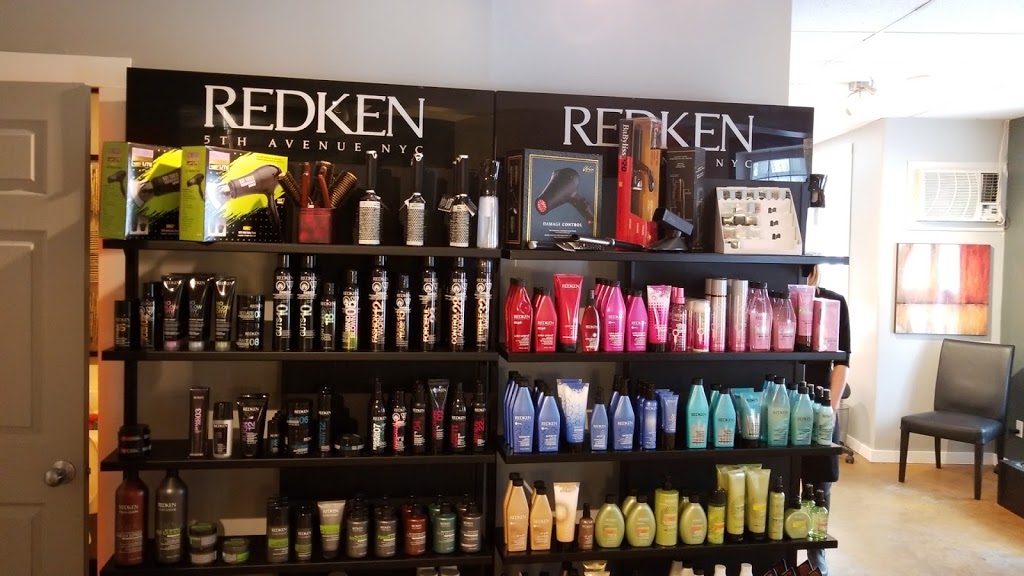 Towne Hair | 45 N Railway St #109, Okotoks, AB T1S 1J3, Canada | Phone: (403) 982-0244