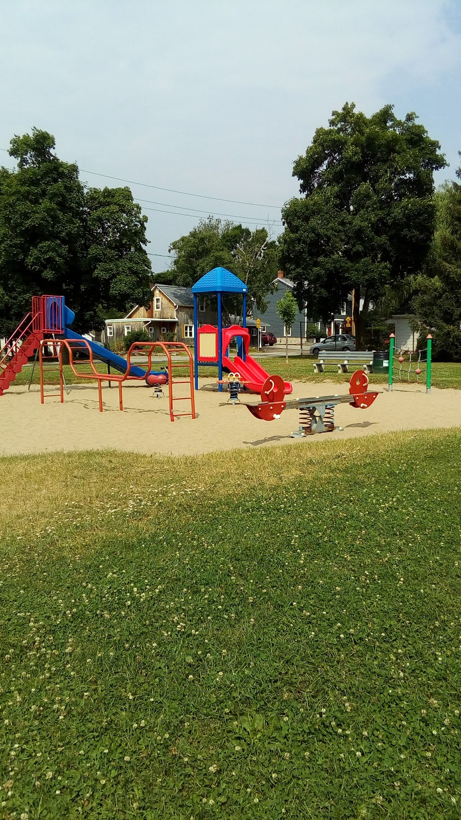 Sealey Park | 115 Main St S, Hamilton, ON L0R 2H0, Canada