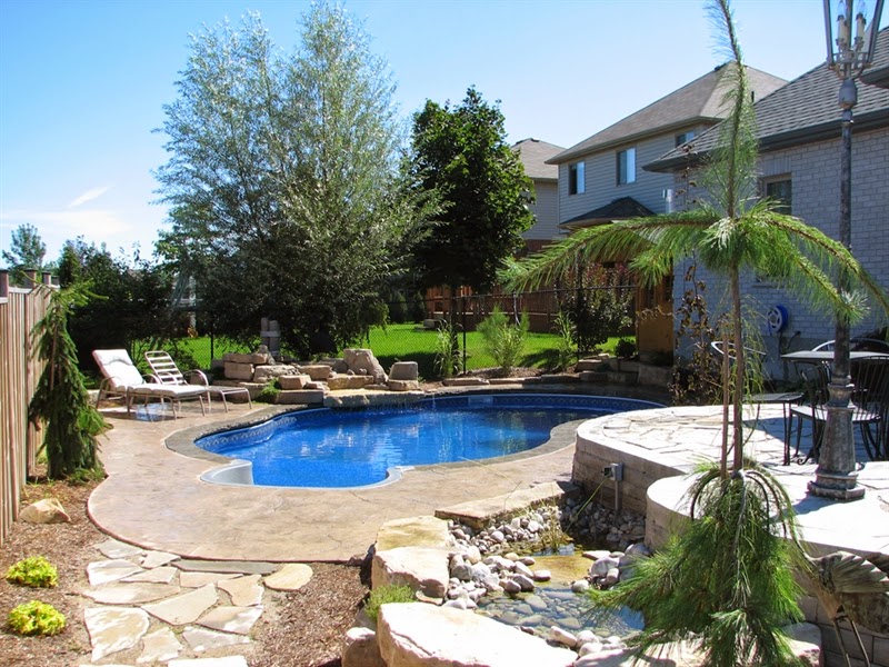 Atlantis Pools & Spas | 23550 Highbury Ave N, London, ON N0M 1P0, Canada | Phone: (519) 471-2058