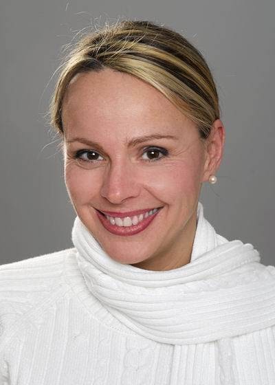 Zoe Vennes | 2001 Av Victoria suite 102, Saint-Lambert, QC J4S 1H1, Canada | Phone: (514) 718-8004