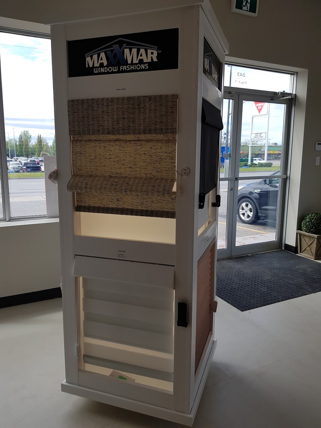 Niagara Paint & Paper Decorating Centre | 243 Garrison Rd, Fort Erie, ON L2A 1M9, Canada | Phone: (289) 320-8210