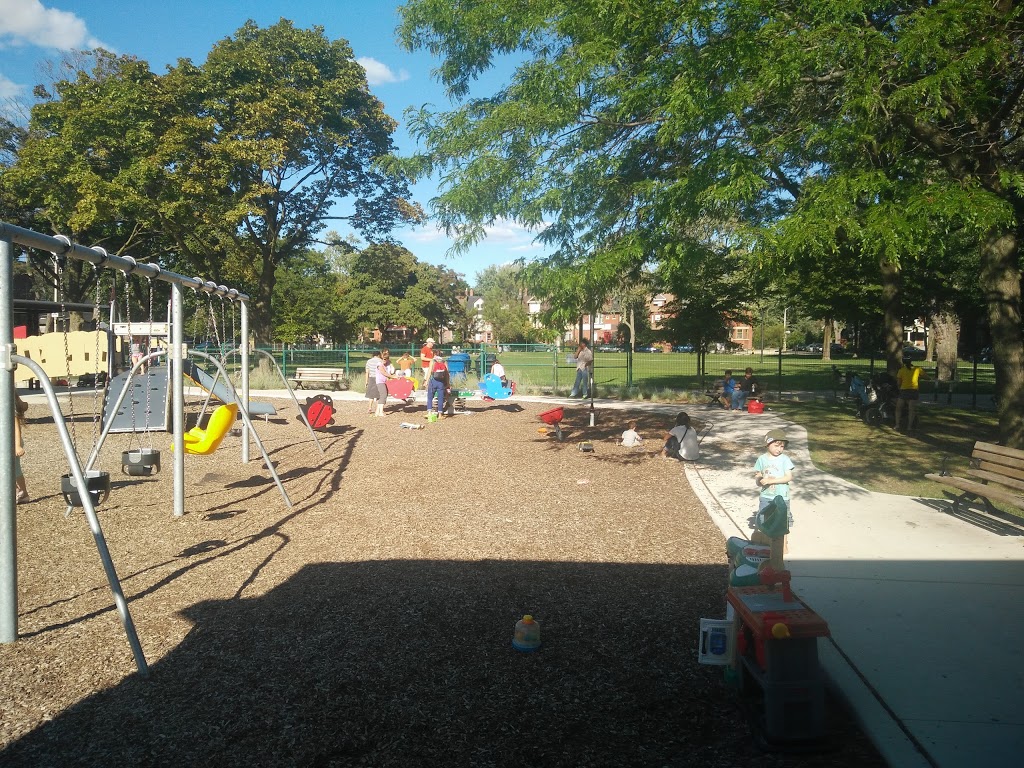 Withrow Park | 725 Logan Ave, Toronto, ON M4K 3B9, Canada | Phone: (416) 392-2489