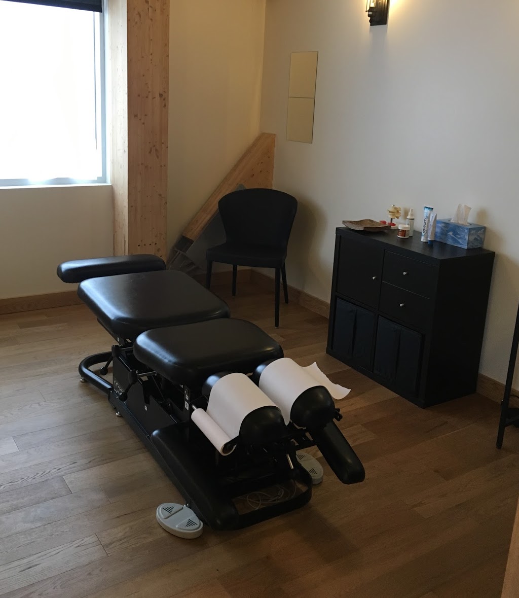 Dre Kim Pominville, chiropraticienne DC | 995 R. Maher bureau 101, Saint-Jérôme, QC J5L 0A8, Canada | Phone: (450) 304-2223