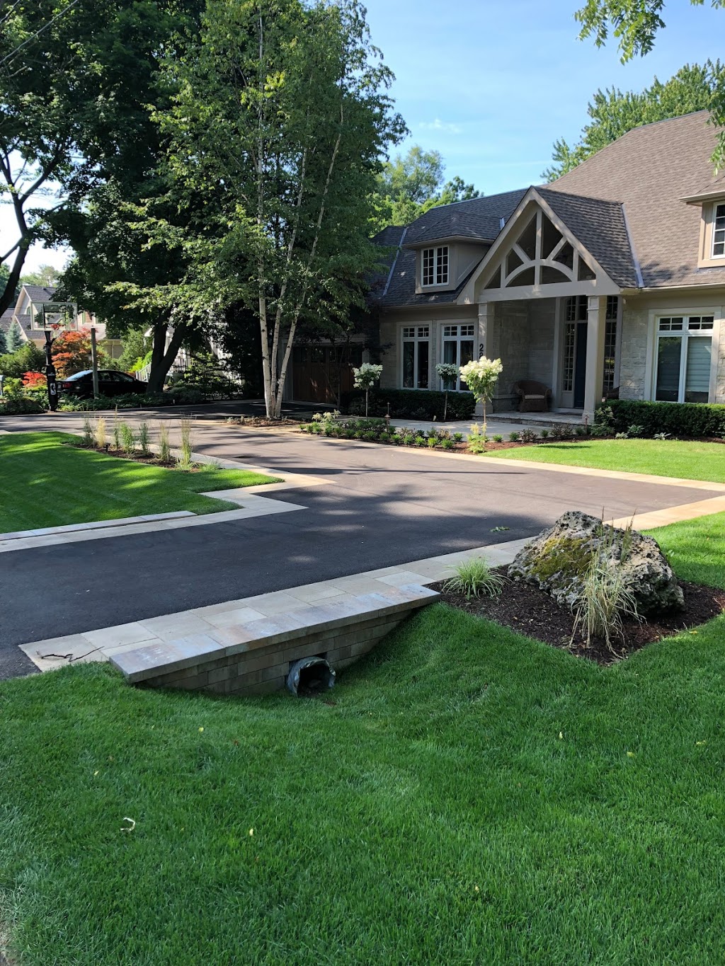 Northern Oak Landscapes | 455 Hazelhurst Rd, Mississauga, ON L5J 2Z7, Canada | Phone: (905) 510-5467