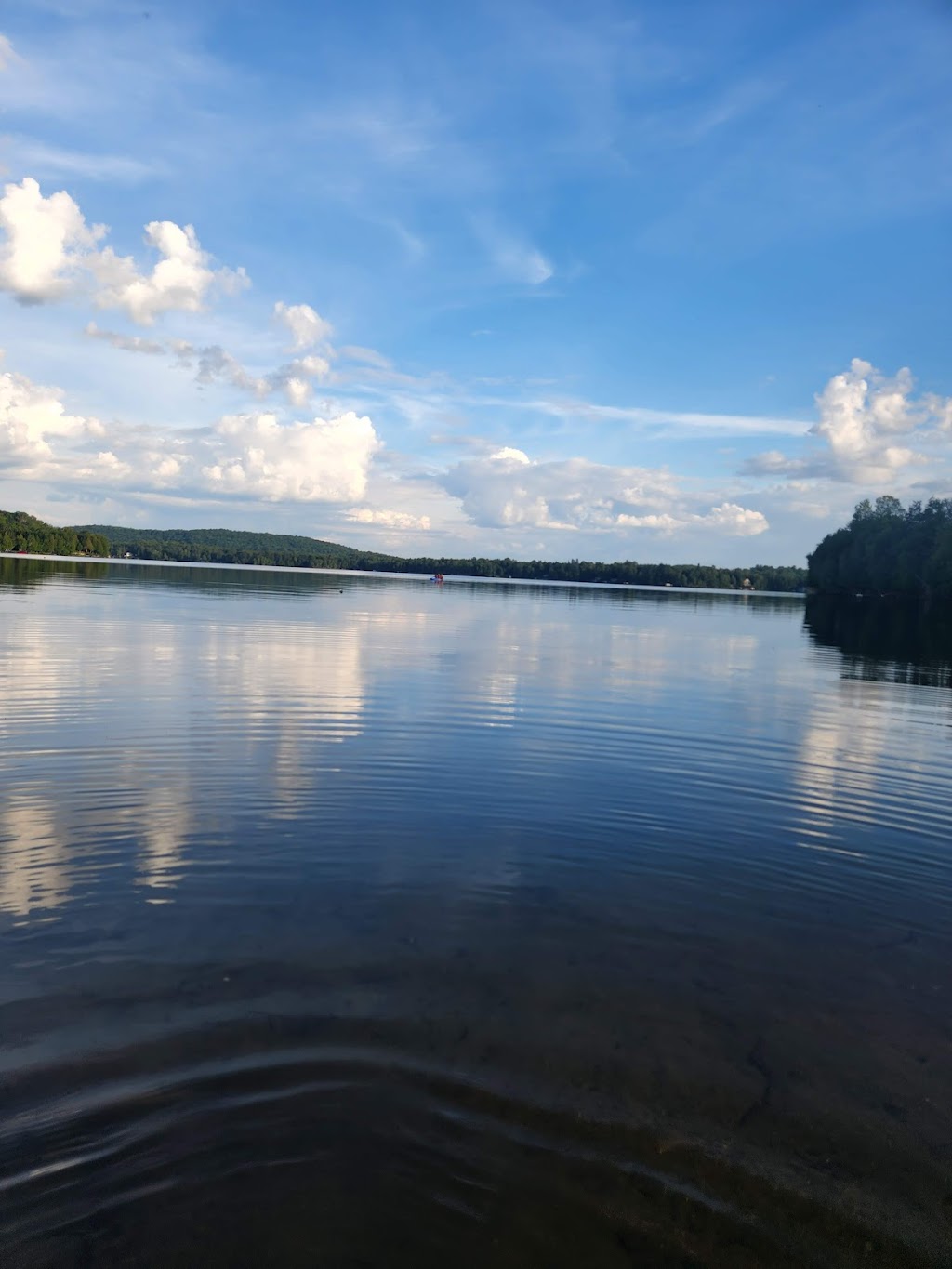 Domaine Lac Gravel Inc | 157 Chem. du Tour du Lac Gravel, Mont-Saint-Michel, QC J0W 1P0, Canada | Phone: (819) 587-3838