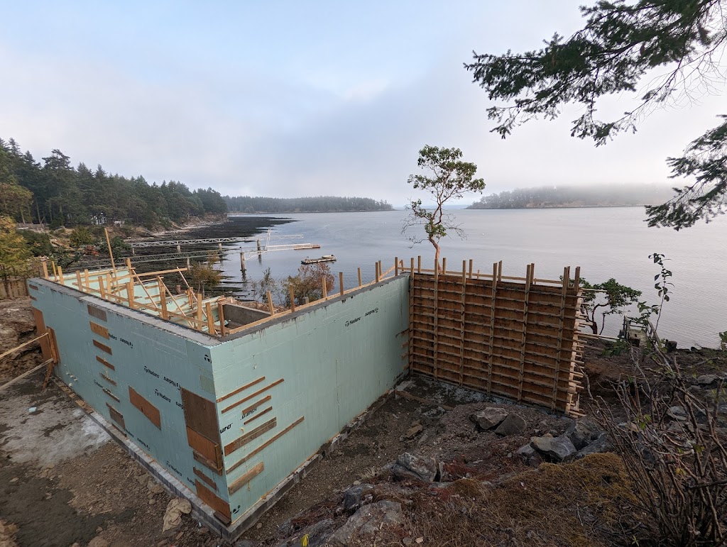 We be buildin | 531 Gilbert Rd, Qualicum Beach, BC V9K 1V2, Canada | Phone: (250) 208-1669