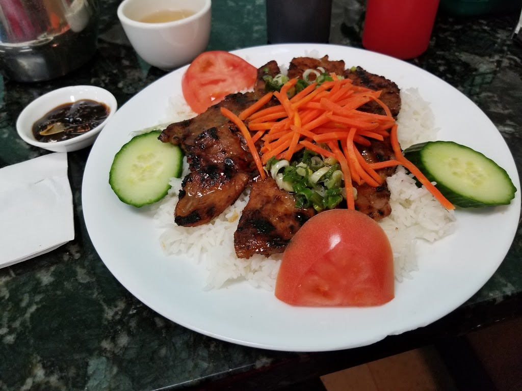 Pho Thanh Vietnamese Noodle House | 6630 4 St NE, Calgary, AB T2K 6G9, Canada | Phone: (403) 295-0563