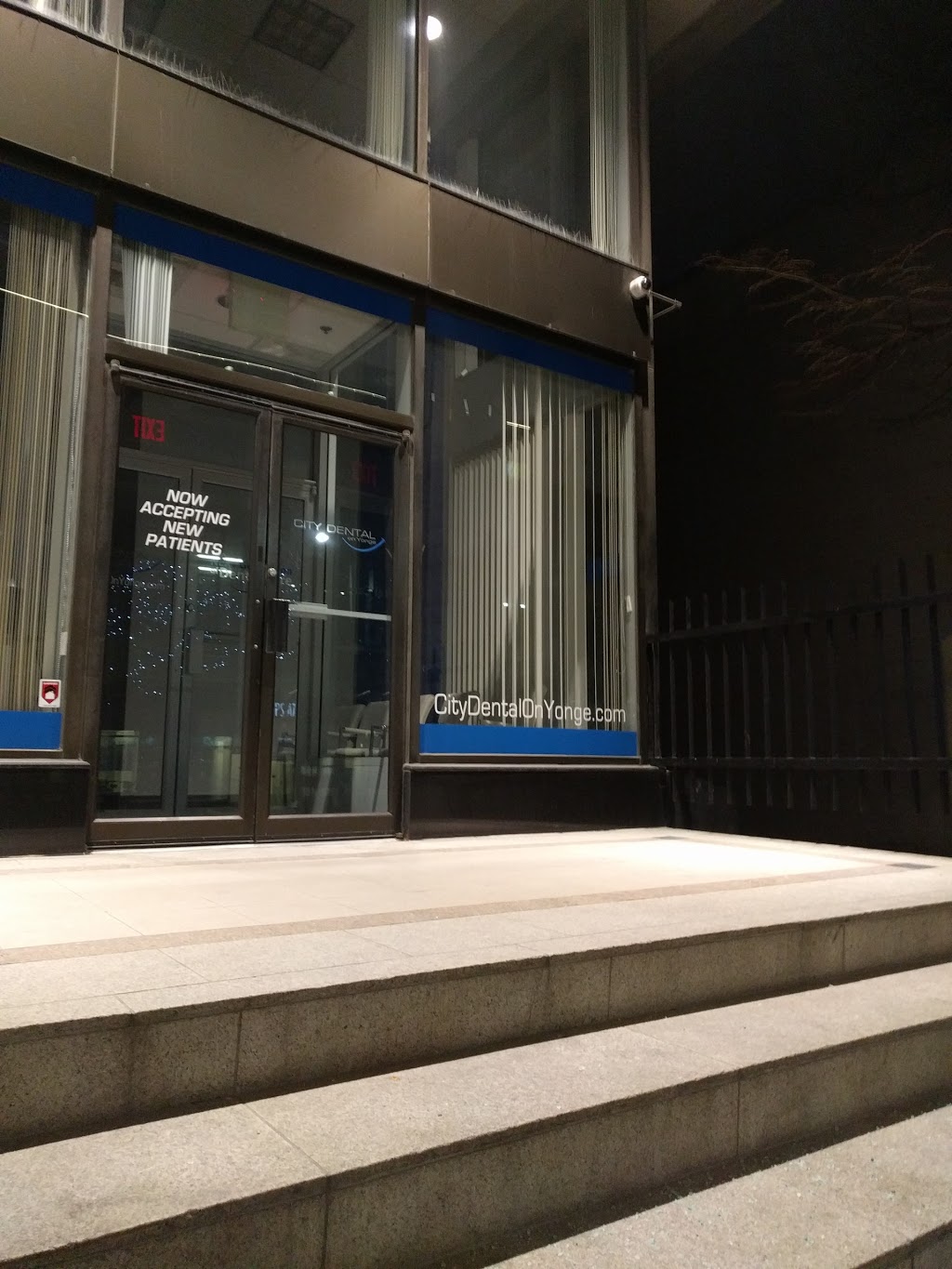 City Dental On Yonge | 415 A Yonge St #101, Toronto, ON M5B 2E7, Canada | Phone: (416) 845-5500