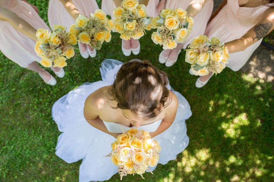 Elora St Flowers | 92 Elora St S, Harriston, ON N0G 1Z0, Canada | Phone: (519) 510-2445