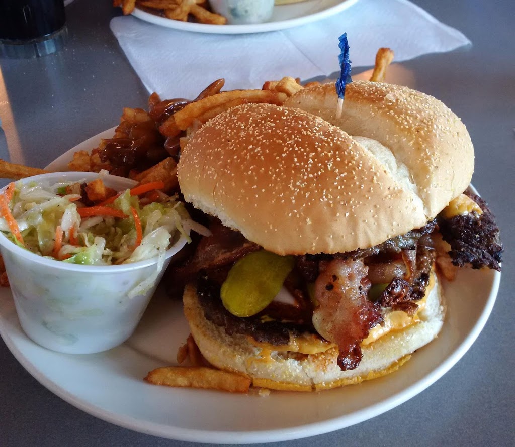 Nicks Inn | 5392 Portage Ave, Headingley, MB R4H 1G5, Canada | Phone: (204) 889-4548