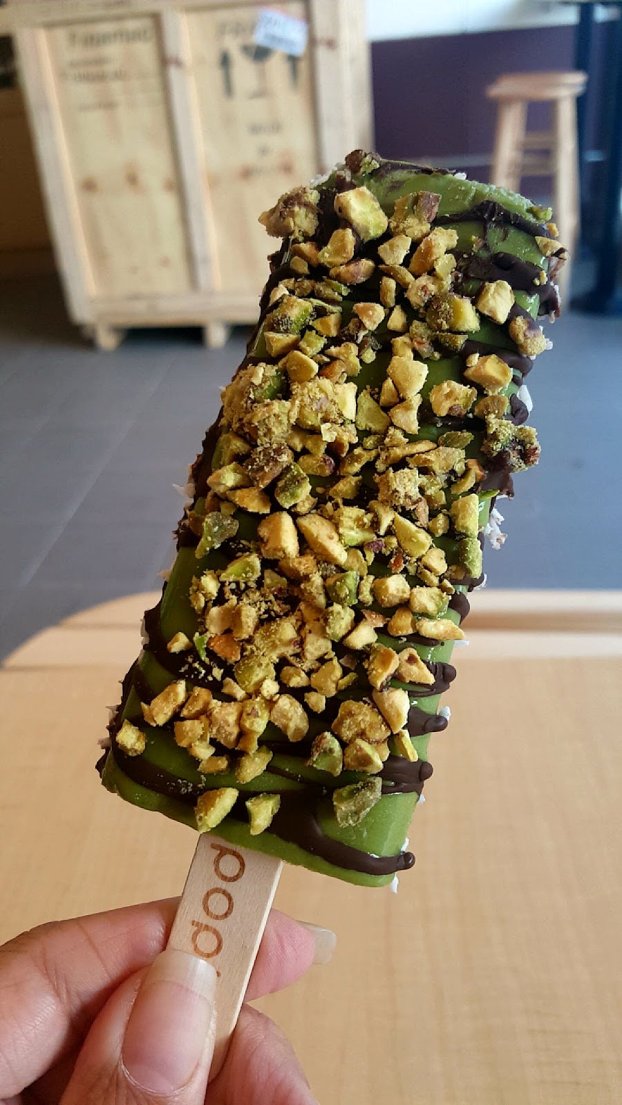 Popbar Abbotsford | 3122 Mount Lehman Rd G115, Abbotsford, BC V4X 2M9, Canada | Phone: (604) 625-3336