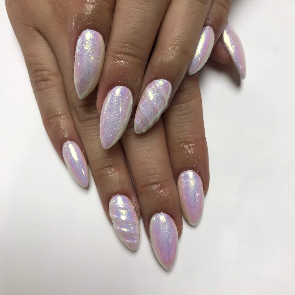J and J Nails and Spa | 880 Ellice Ave, Winnipeg, MB R3G 0C6, Canada | Phone: (204) 955-2883