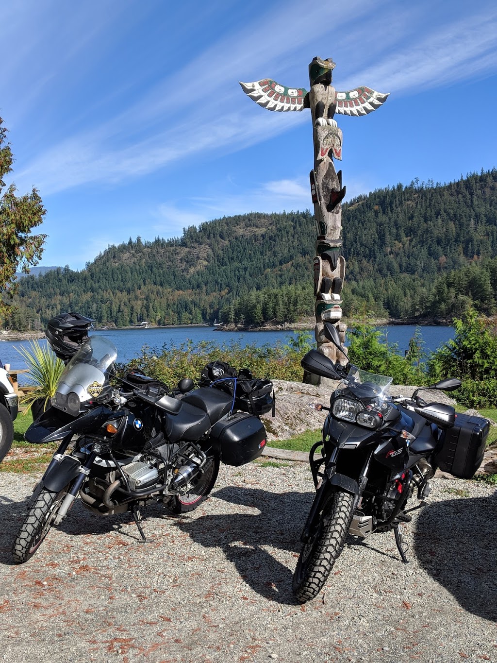 Backeddy Pub | Back Eddy Resort & Marina, 16660 Backeddy Rd, Madeira Park, BC V0N 2H4, Canada | Phone: (800) 626-0599