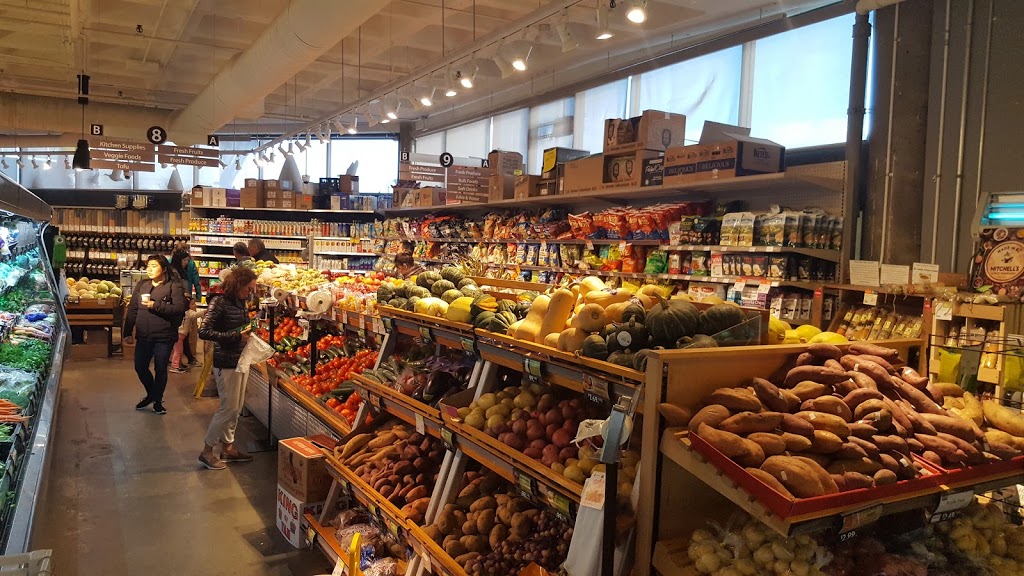 Donalds Market | 810 Quayside Dr, New Westminster, BC V3M 6B9, Canada | Phone: (604) 525-3331