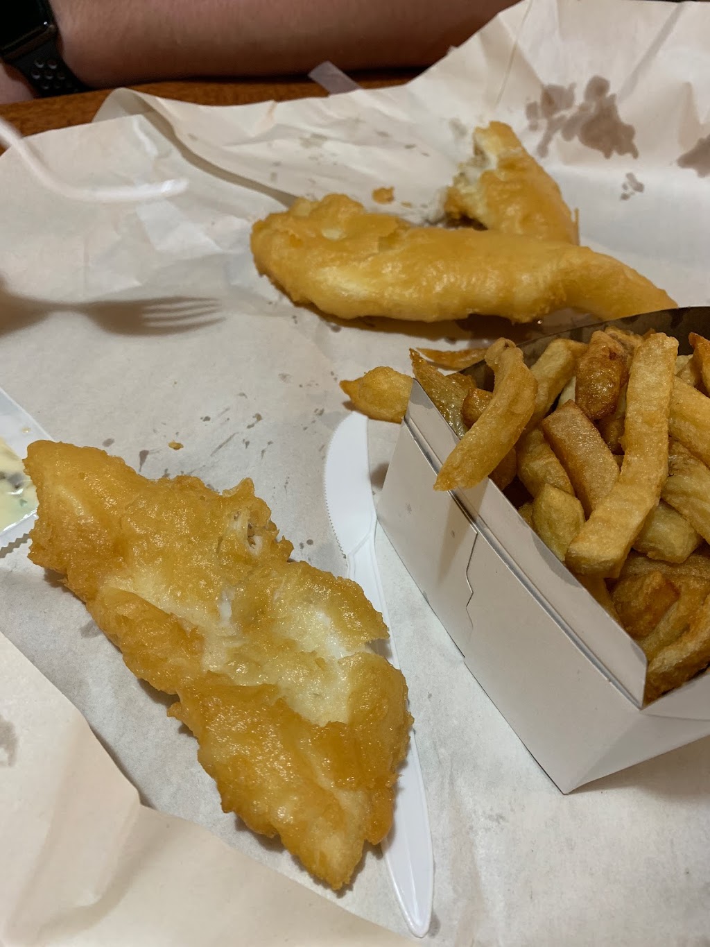 Mississauga Marketplace Fish and Chips | 4555 Hurontario St, Mississauga, ON L4Z 3M1, Canada | Phone: (905) 755-0414