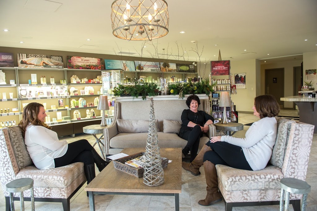 Parkside Spa | 82 Peter St, Perth, ON K7H 1S2, Canada | Phone: (613) 326-0082